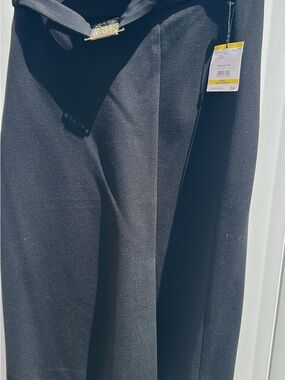 Anne Klein Black Skirt with Buckle sz M